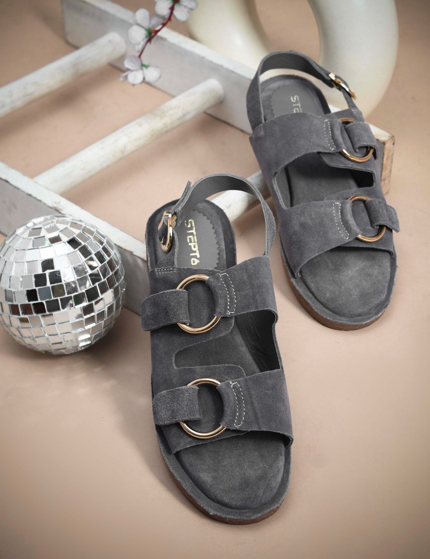 SUEDE DOUBLE BUCKLE SANDALS FOR WOMEN – GREY
