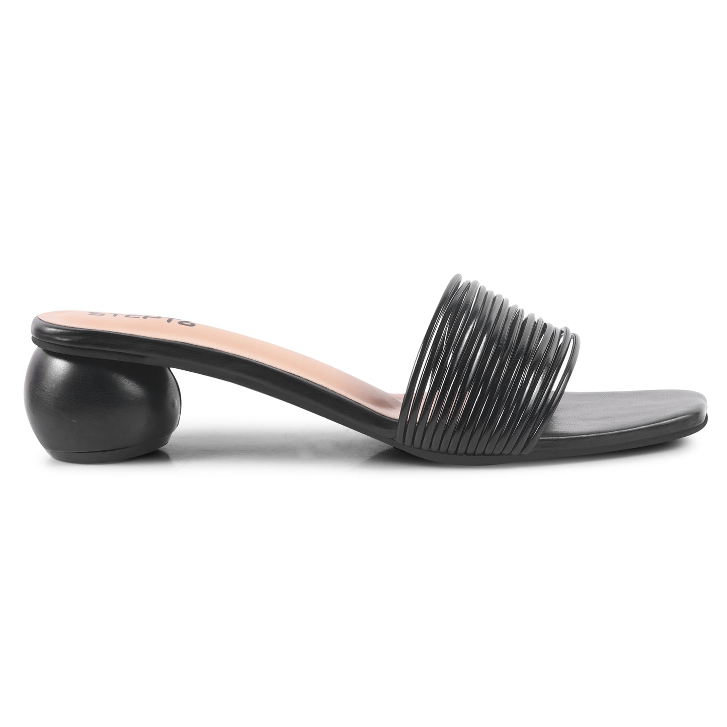 BLACK ROUND KITTEN HEEL