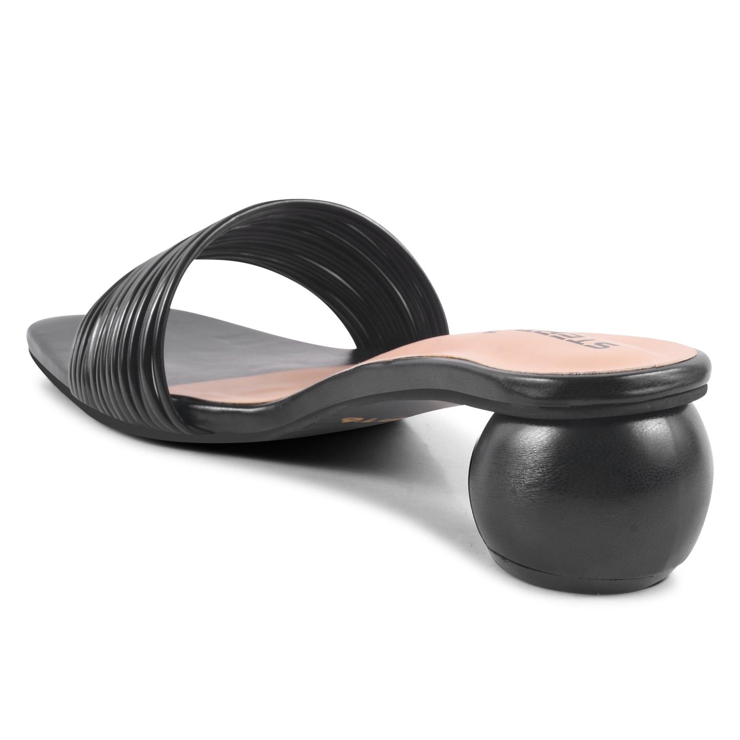 BLACK ROUND KITTEN HEEL