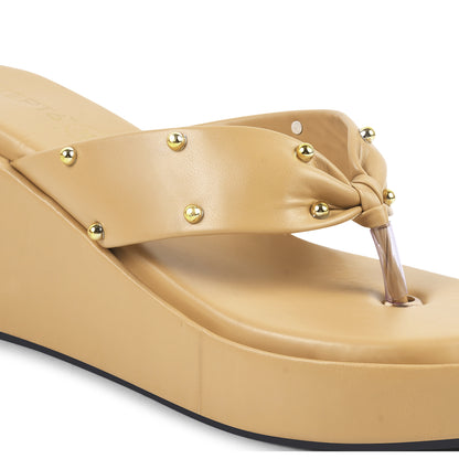 GOLD RIVET STRAP BEIGE WEDGES