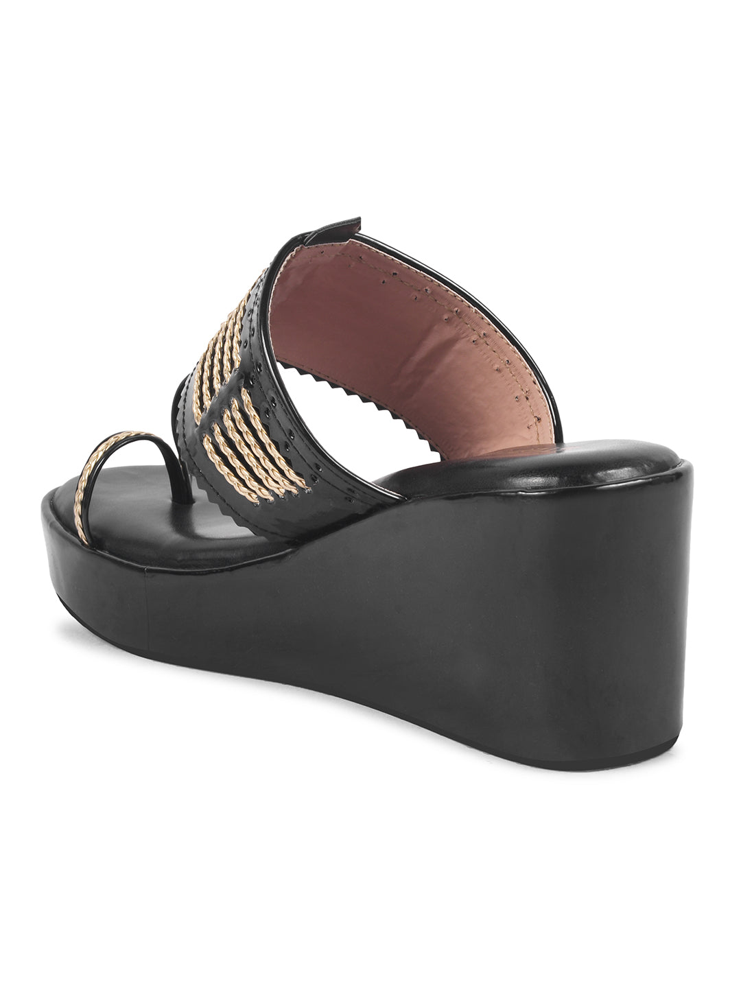 BLACK WOVEN GOLDE STRINGS KOHLAPURI WEDGES