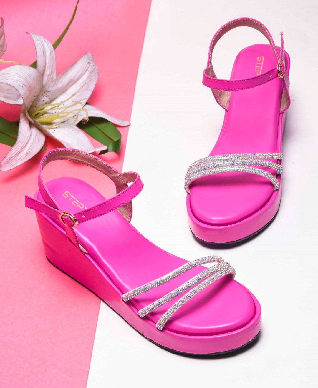 PINK WEDGES IN DIAMOND CHAIN