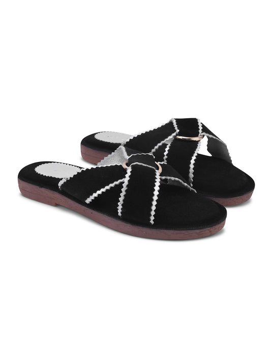 Urban Chic Black Slip-On Sandals for Women